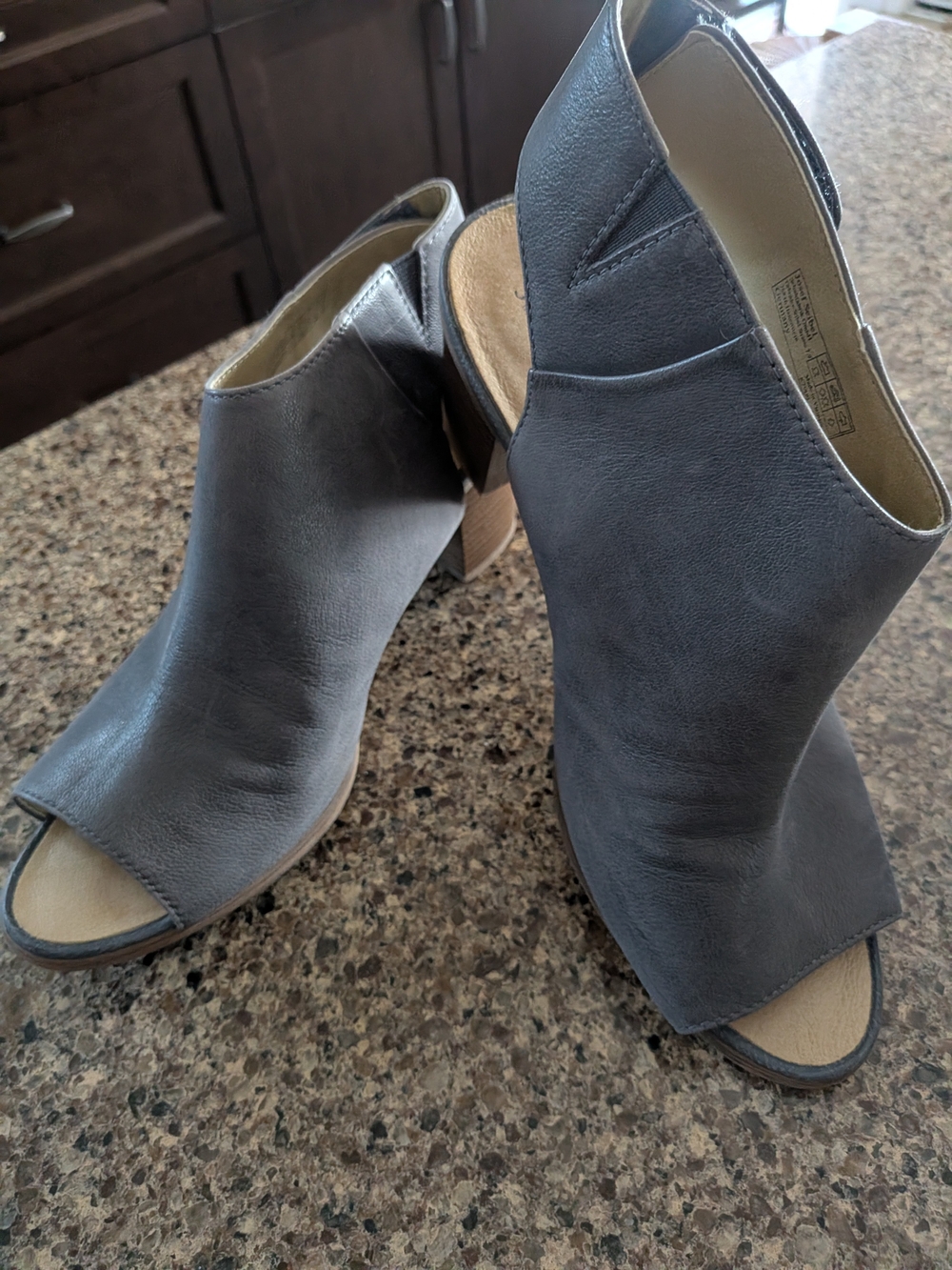 Worn once! Josef Seibel Grey Bonnie Peep Toe Heels
